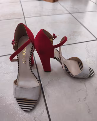 scarpa con tacco alro