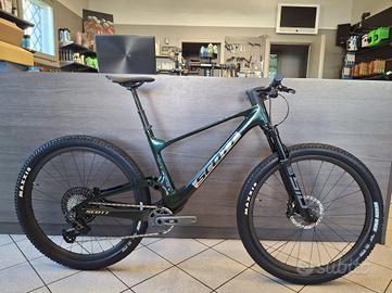 -25% SCOTT Spark RC Team Issue | Novità