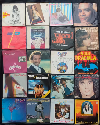 Lotto 40 dischi vinili 45 giri musica Pop-Rock 