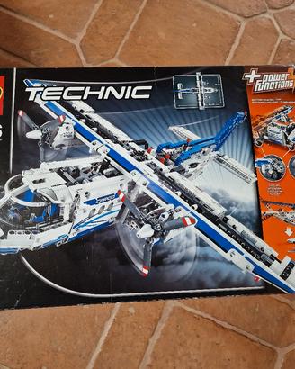 Lego Technic 42025 Aereo da carico