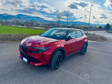 Alfa Romeo Junior 1.2 ibrida Speciale 145cv edct6