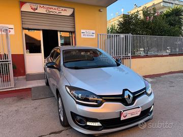Renault Megane Mégane 1.5 dCi 110CV EDC Energy GT 