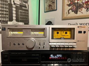 Lettore cassette JVC