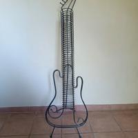 porta CD a forma di chitarra