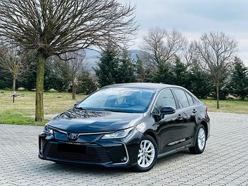 Toyota Corolla 1.8 Hybrid Style