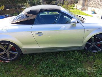 Audi tt mk2 2.0 tfsi s-line