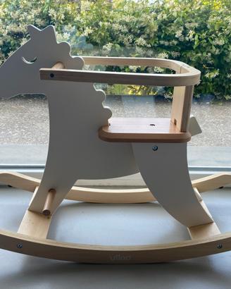 Cavallino a dondolo in legno con seduta regolabile
