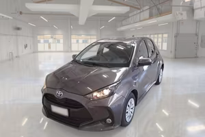 TOYOTA YARIS HYBRID BUSINESS MY20 5 PORTE BERLINA