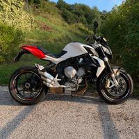 Mv Augusta Brutale 800