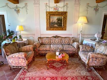 Set Poltrone e Divano