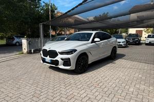 BMW X6 xdrive30d mhev 48V Msport PANORAMA
