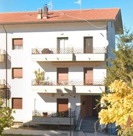 Appartamento Luminoso semi-arredato di 150 mq