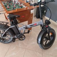 Bici Fat bike 630 wat freno disco idraulico