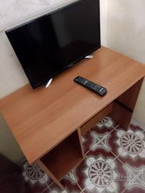 TV nordmende più scrivania