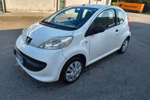 PEUGEOT 107 1.0 BENZINA solo 119.000 km