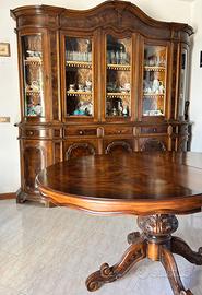 Tavolo e credenza in noce