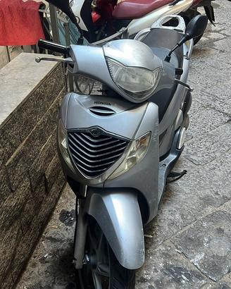 Honda Sh 150 iniezione