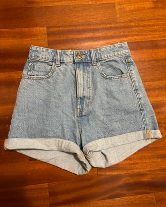 pantaloncini jeans