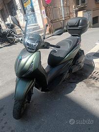 Piaggio beverly 400 sport
