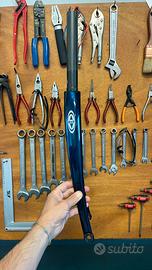 Forcella Easton carbonio 1 1/8” dritta - QR