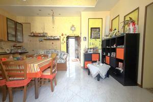 2 LOCALI A CASORIA