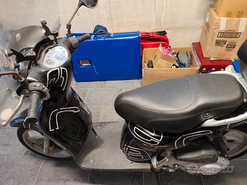 scooter, scarabeo 100