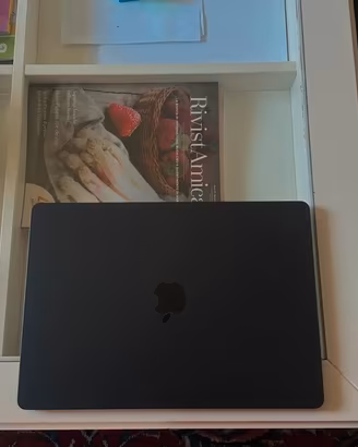 MacBook Air m4 2025