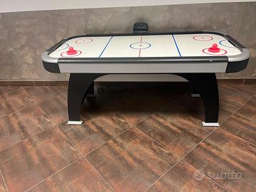 Air hockey