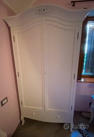 armadio tavolo e sedie Maisons du Monde
