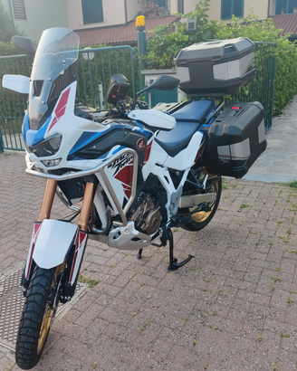 Africa Twin Adventure Sport DCT travel edition