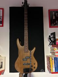 Basso elettrico Ibanez
