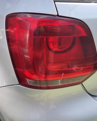 Fanale post sx VOLKSWAGEN POLO del 2010