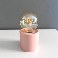 Lampada da tavolo piccola rosa