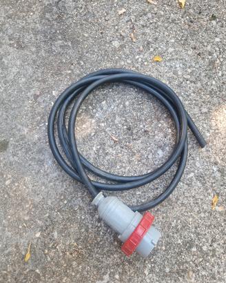 Cavo 5m 380v 32a pentapolare con presa Gewiss 