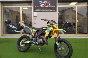 VALENTI RACING  SM 50 Motard 