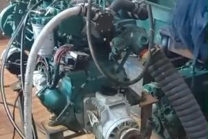 VOLVOPENTA 4 cilindri 50 HP completo