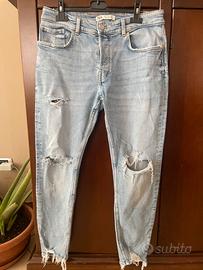 Jeans skinny Zara con strappi