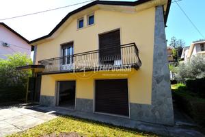 VILLA INDIPENDENTE STRADA CROCI-ALBA