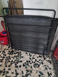 Griglia / divisorio per auto
