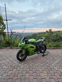 kawasaki ninja zx6r 2010