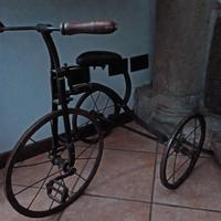 antico triciclo 