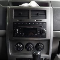 JEEP CHEROKEE LIMITED 2010 - STEREO