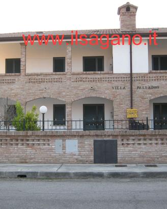 Villetta CON AMPIO BALCONE a Lido Scacchi