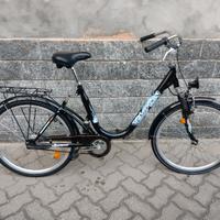 bici da donna nera.