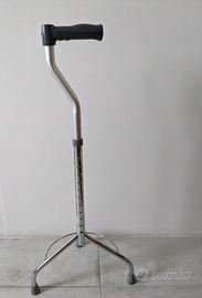Bastone Tripode