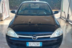 Opel Corsa C 1.0 benzina anno 2002
