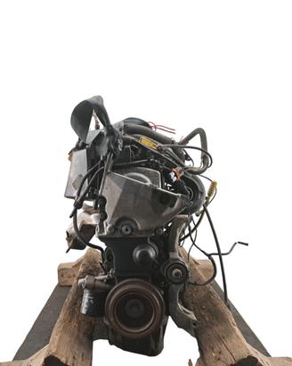 Motore Renault Clio 2a serie 1.2 benzina 16V 2003