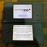 Nintendo Dsi + R4