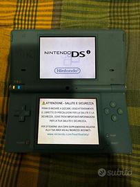 Nintendo Dsi + R4