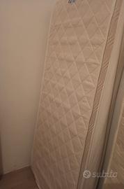 Materasso singolo in buone condizioni